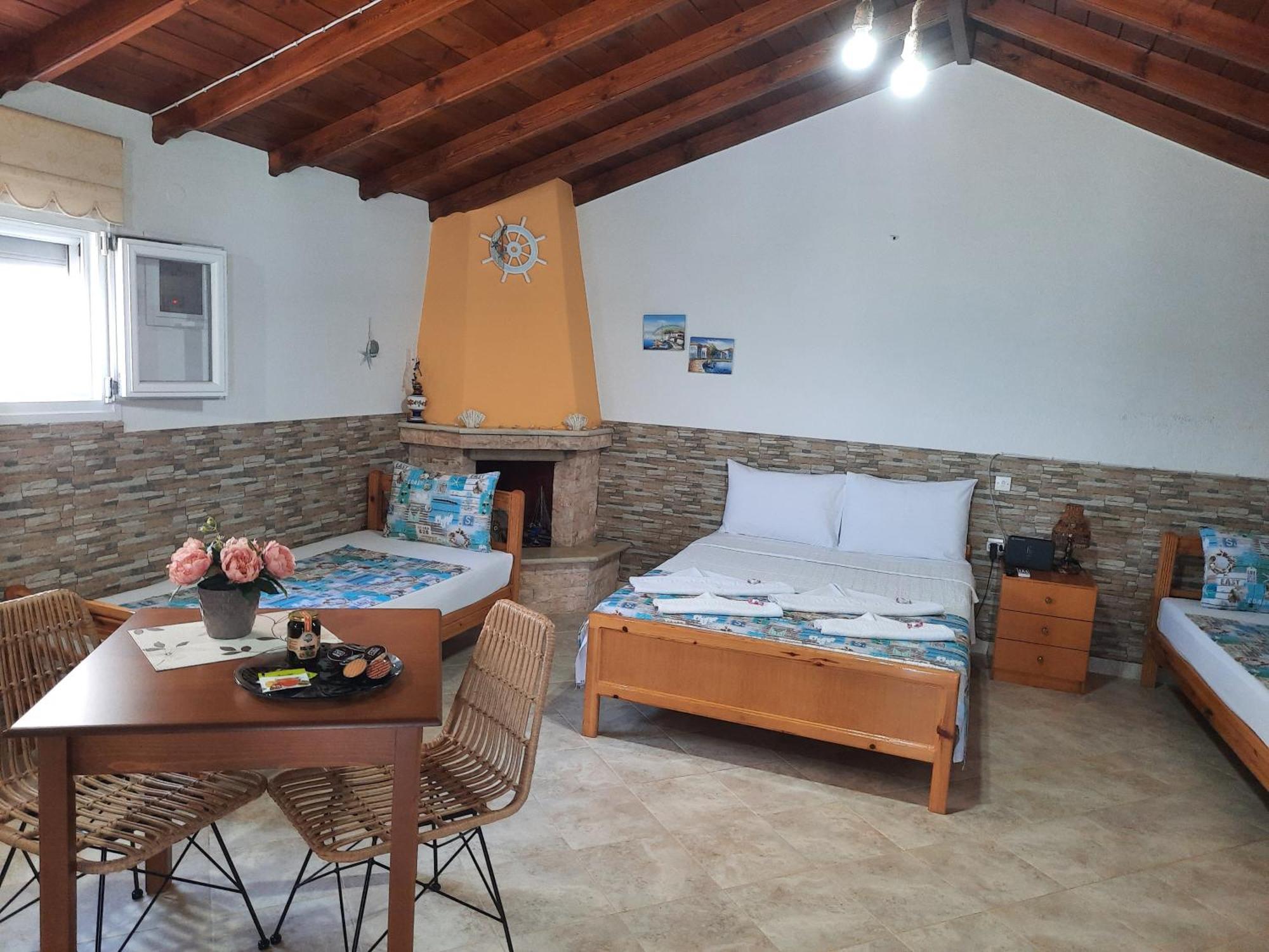 Avgoustos Beach House Skala Kallirachis Exterior photo